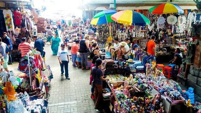 wisata bali keren, pasar traditional ubud